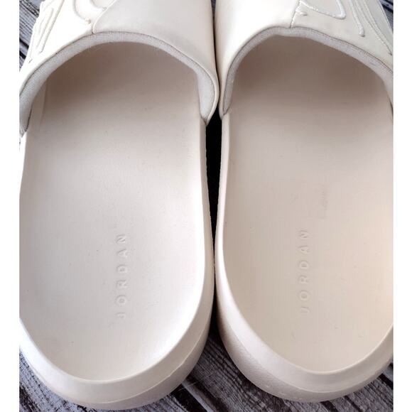 Nike Jordan | Nola Slide CZ8027-201 Slides Sandals in Pearl White Women's 8 - Picture 4 of 7